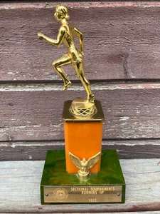 VTG 1950's GREEN & YELLOW SWIRL BAKELITE TRACK TROPHY BASE - Picture 1 of 5