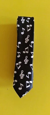Diseño de nota musical de corbata Umo Lorenzo  Foto 1 de 4