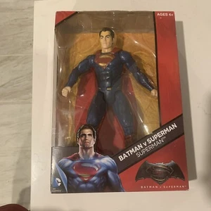 (2015) DC Comics Multiverse Batman Vs Superman - Picture 1 of 3
