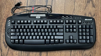 Microsoft Digital Media Keyboard 1.0A Wired Model 1031 Part X809745-150 - Image 1 of 4