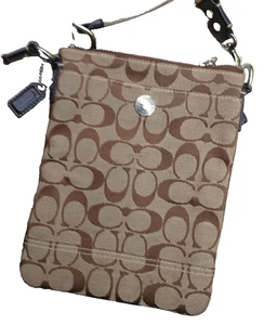 Coach Signature Crossbody Canvas Birke Braun Damen Schultertasche 100 % Authentisch - Bild 1 von 4