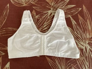 Amoena Mastectomy Sports Bra M New - Picture 1 of 3