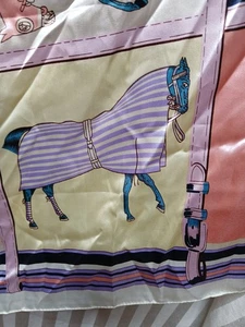 Sciarpa vintage cavallo corsa salto spettacolo extra large cappello testa purosangue B8 - Foto 1 di 7