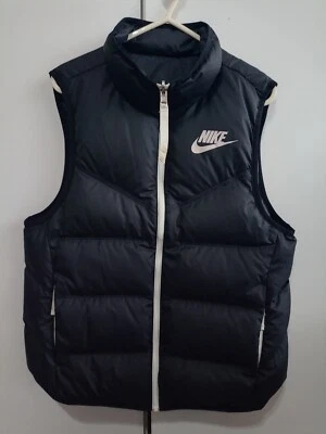 CHALECO CHALECO MUJER NIKE REVERSIBLE PLUMÓN RELLENO TALLA S (CV8684 010) NEGRO/BLANCO ** Foto 1 de 4