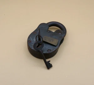 Antique Old Hand Forged Iron 10 Levers Brass Lock & Key Working Aligarh Padlock - Picture 1 of 8