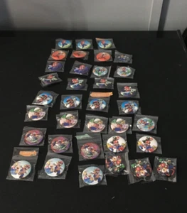 35 SUPER MARIO BADGES VARIOUS CHARACTER DESIGNS KIDS PARTY BAG GIFT - Picture 1 of 15