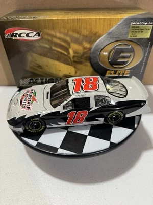RARO* Coche de prueba de baterías interestatales Bobby Labonte ELITE #18 2005 1:24 diecast Foto 1 de 4