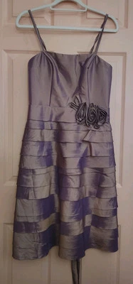 Vestido formal novo em folha Da Vinci uva tamanho 12 100% poliéster - Imagem 1 de 4