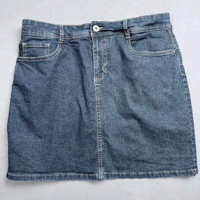 St. John's Bay Denim Skort Shorts Dark Wash Women's Size 12 - Image 1 of 4