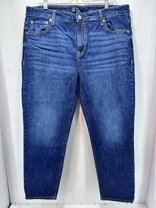 Gap Denim Boyfriend Jeans Women Size 16/33R Like New - Picture 1 of 9