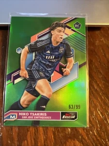 Niko Tsakiris 2023 Topps Finest MLS Neon Green Refractor Rookie RC /99 - Bild 1 von 7