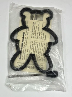 Pampered Chef Bear/ Rabbit cooking pancake mold. New Old Stock Sealed 2810 - Image 1 of 2