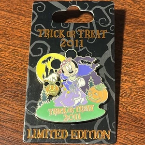 Disney Parks TRICK Or TREAT 2011 Minnie MOUSE GYPSY LE 2000 Pin Halloween *NEW* - Picture 1 of 11