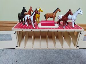 Melissa And Doug Horse Stables Wooden Carry And Play Toy
