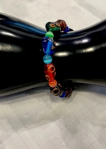 Pulsera Vintage Coloridas CUENTAS DE VIDRIO Formas y Tamaños Variables Disfraz - Imagen 1 de 4