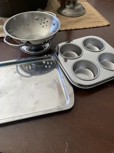 Melissa & Doug Bake Cookie Metal Play Set 3 Piece - Picture 1 of 4