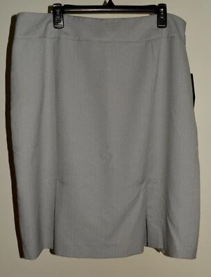 New Le Suit Skirt 18W Straight Pleated Gray Zig Zag Lined Suit Separate - Image 1 of 3