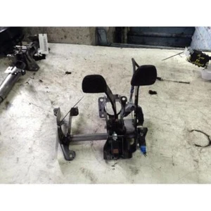 PEDAL CARRIER FOR SUBARU FORESTER (02-06)(06-08) 2.0 16V 4WD S.W. 5P/B/2005 - Picture 1 of 5