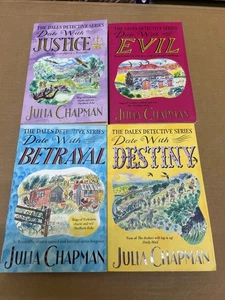 The Dales Detective Series x 4 Books Bundle by Julia Chapman (Free P+P) - Picture 1 of 1