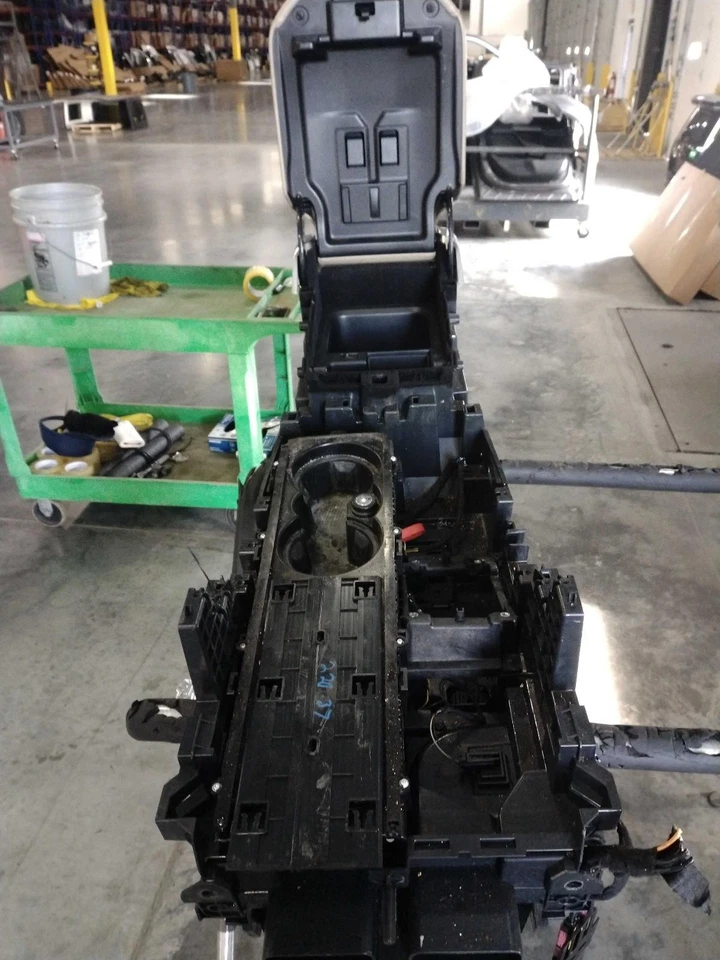 2015 Land Rover Range Rover Sport Center Console White OEM Good Condition Foto 1 de 4