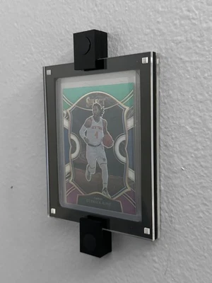 TopLoader UV Resist Magnetic Display Case W/ Wall Mounts Basketball Trading Card - Image 1 of 4