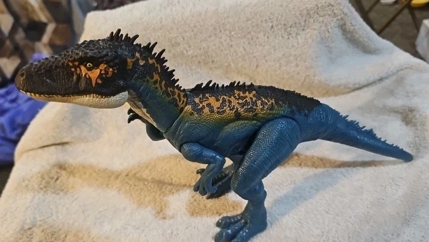 Jurassic World Mega Destructores Azul Carcharodontosaurus 14" Dinosaurio Raptor Juguete Foto 1 de 1