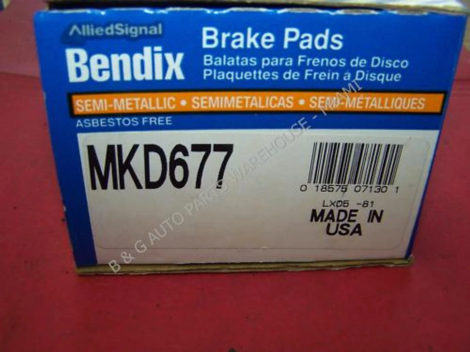 Pastillas de freno delanteras semi metálicas Bendix USA MKD677 para Suzuki Esteem Foto 1 de 2