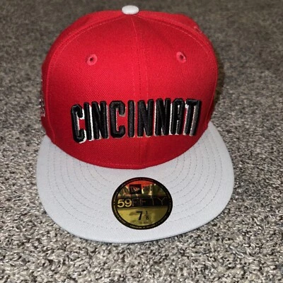 Cincinnati Reds New Era 59fifty 150 Years Patch Sz 7 1/8 Brand New - Image 1 of 4