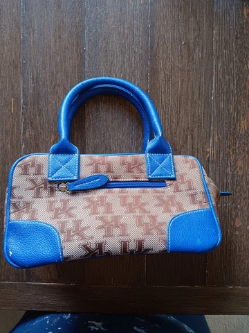 NEW KENTUCKY WILDCAT HAND BAG. SANDOL Cover