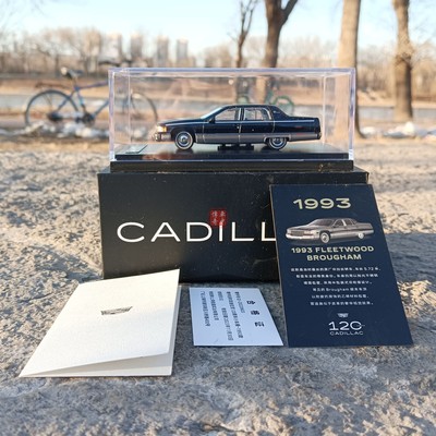 1:64 Cadillac 120th Anniversary Classic Colle...