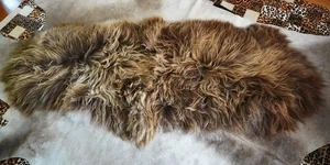 BEAUTIFUL - A NATURAL BROWN  DOUBLE SKIN  LONG WOOL ICELANDIC SHEEPSKIN RUG - Picture 1 of 9