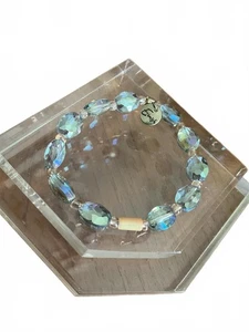 Erimish Teal Iridescent beaded bracelet - Picture 1 of 2