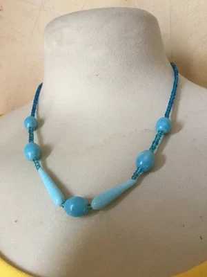 Ancien collier pâte de verre turquoise 45 cm en très bon état. - Photo 1/4