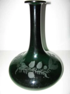 Antique Bristol Green Mell Decanter Scottish England Engraved Circa 1840-50 - Picture 1 of 7