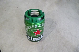 Mini banco de barril de cerveza Heineken 5L, 11"x6-1/2", coleccionable, plateado y metal verde - Imagen 1 de 5