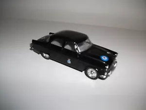 CORGI TOYS ESERCITO STATO MAGGIORE MILITARE AUTO RIDOTTA A TRASPARENTE - Foto 1 di 1