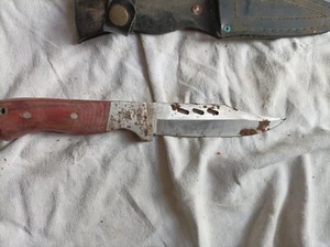 Vecchio COLTELLO/PUGNALE ORIGINALE CON FODERO Da Restaurare Anni 50 - Foto 1 di 3
