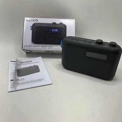 JENSEN SR-50 Portable AM/FM Digital Radio - Image 1 of 4