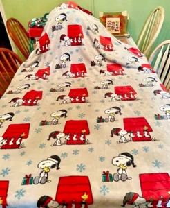 Peanuts Snoopy Woodstock Christmas Soft Plush Throw Blanket Woodstock 70" x 50" - Imagen 1 de 10