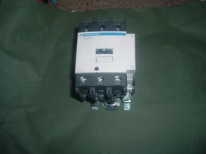 TELEMECANIQUE.... LC1 D8011........... CONTACTOR 110 VAC NUEVO NO EN CAJA ORIGINAL - Imagen 1 de 1