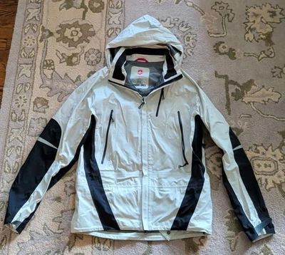 Victorinox Men's Hardshell Outdoor Jacket Size M Removable Hood - Image 1 of 3