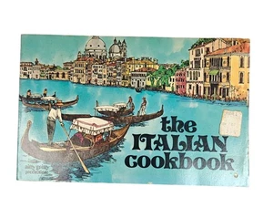 The Italian Cookbook By Katherine Ramano 1973 Vintage Local Ethnic Recipes - Picture 1 of 8