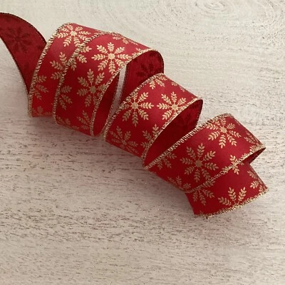 CINTA CON CABLE COPO DE NIEVE BRILLANTE ROJO Y DORADO DE 5 YARDAS DE ANCHO 1,5” - NAVIDAD Foto 1 de 3