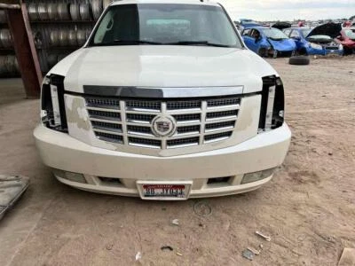 Used Front Right Upper Upper Control Arm Front fits: 2007 Cadillac Escalade esv - Image 1 of 4