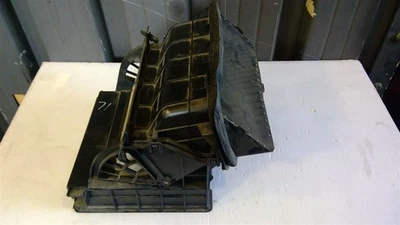 OEM 2009-2018 DODGE RAM 1500 CAJA DE CALEFACCIÓN ENTRADA DE AIRE CLIMATIZACIÓN ESTUCHE DEFLECTOR ENVÍO GRATUITO Foto 1 de 4