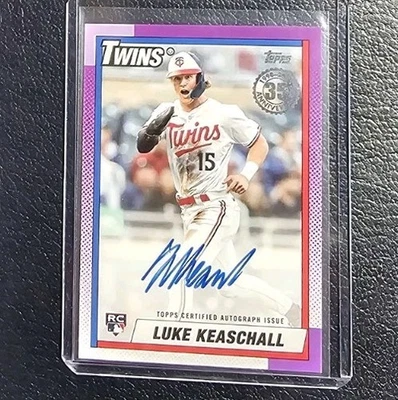 2025 Topps Update - Luke Keaschall RC 1990 35th Anniversary On-Card Auto Twins  - Image 1 of 4