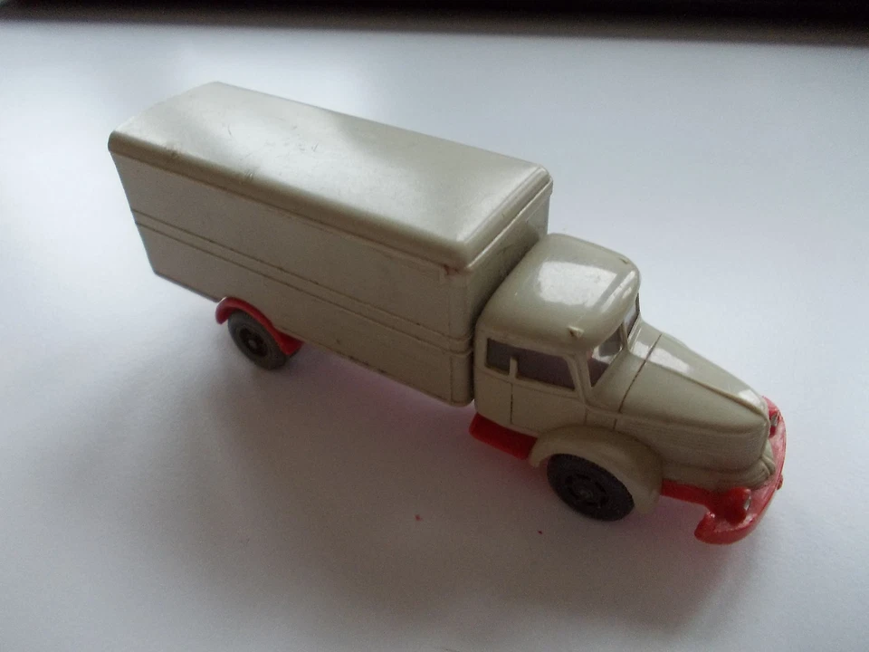 WIKING: Krupp Titan Rettangolari Autocarro (Schub135) - Immagine 1 di 1