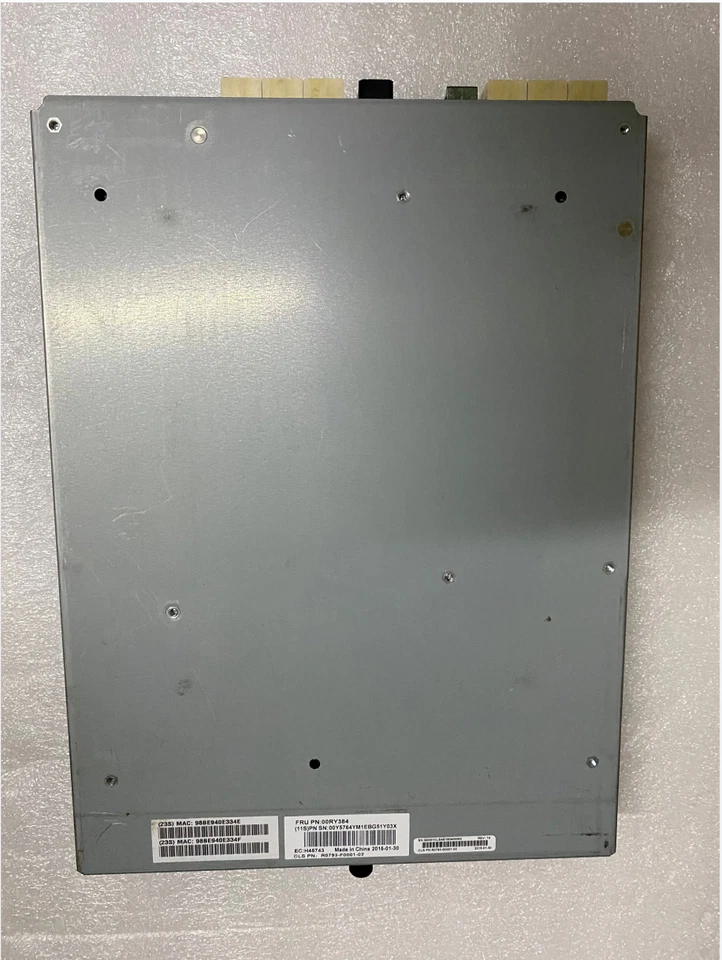 IBM 00Y5860 00RY384 00Y5764 V5000 2078-12C/24C Controller Module W/ Battery - Image 1 of 4