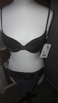 Buffalo Bikini - braun mit Blumen  38 AA - Bild 1 von 2