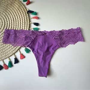 Tanga Victoria's Secret Dream Angels con ribete de encaje púrpura burla pequeña NUEVO - Imagen 1 de 3